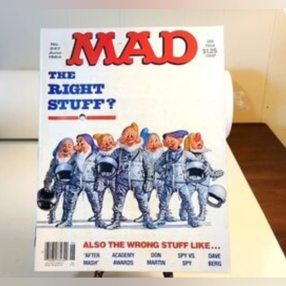 Vintage MAD Magazine Lot of 9 Collectibles. - Picture 9 of 9